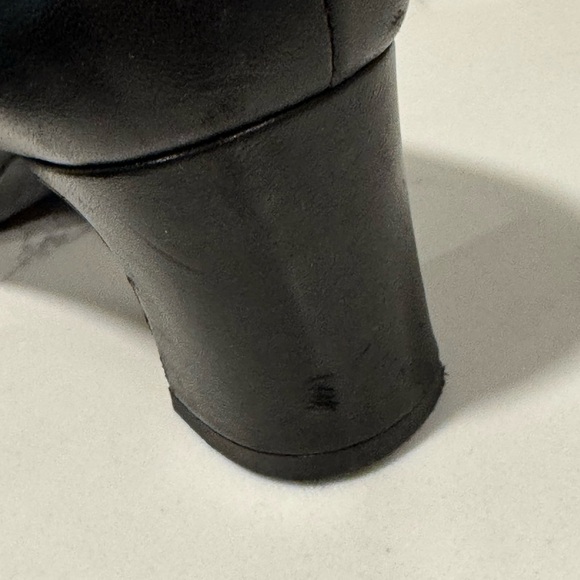 AGL Black Heels Sleek Minimalist Design - Picture 11 of 16